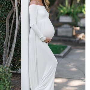 Maternity dress for photos!